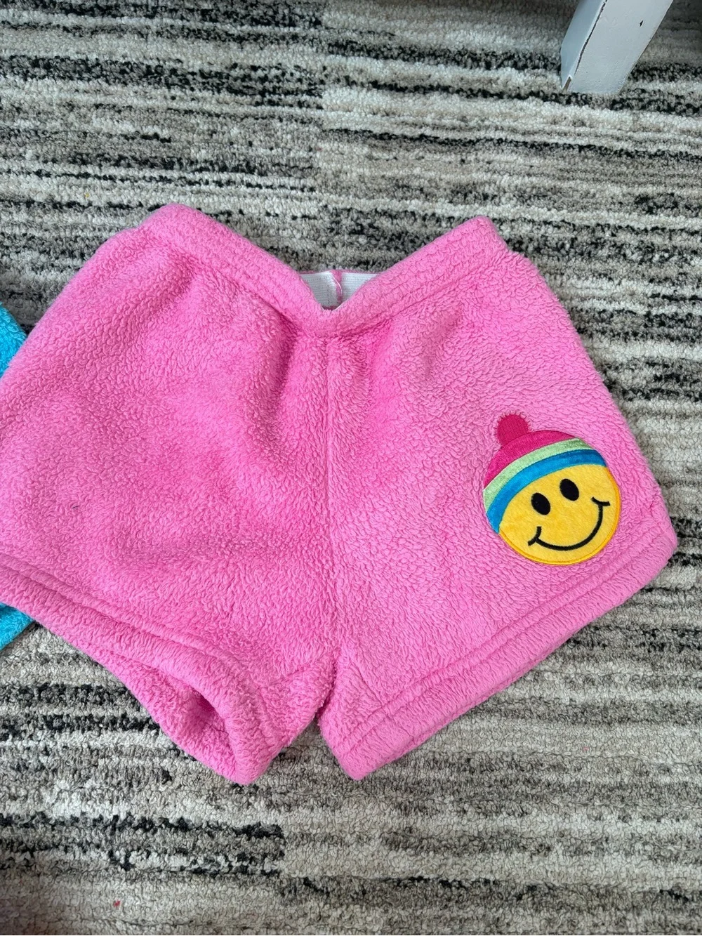 Soft size 8/10 Love and Kisses  Girls Plush Shorts in Turquoise and Pink